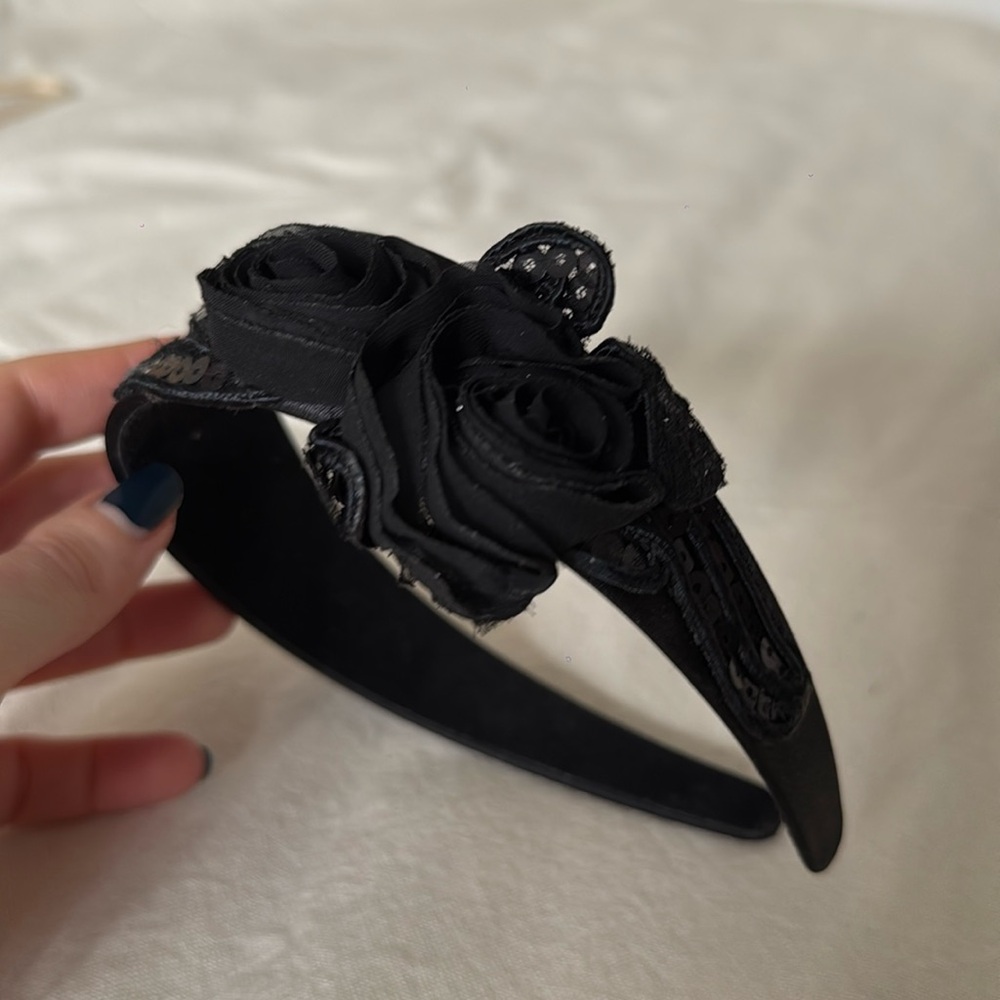 Elegant headband